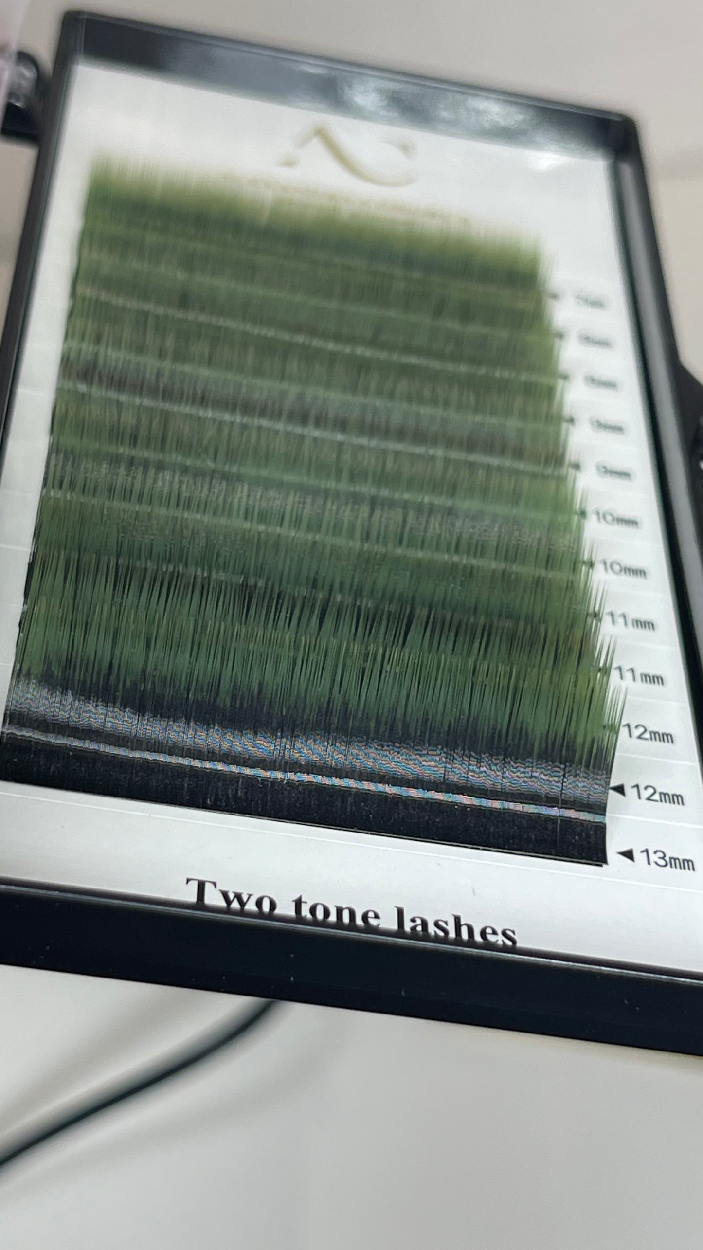 Two tone ciglia 0.10